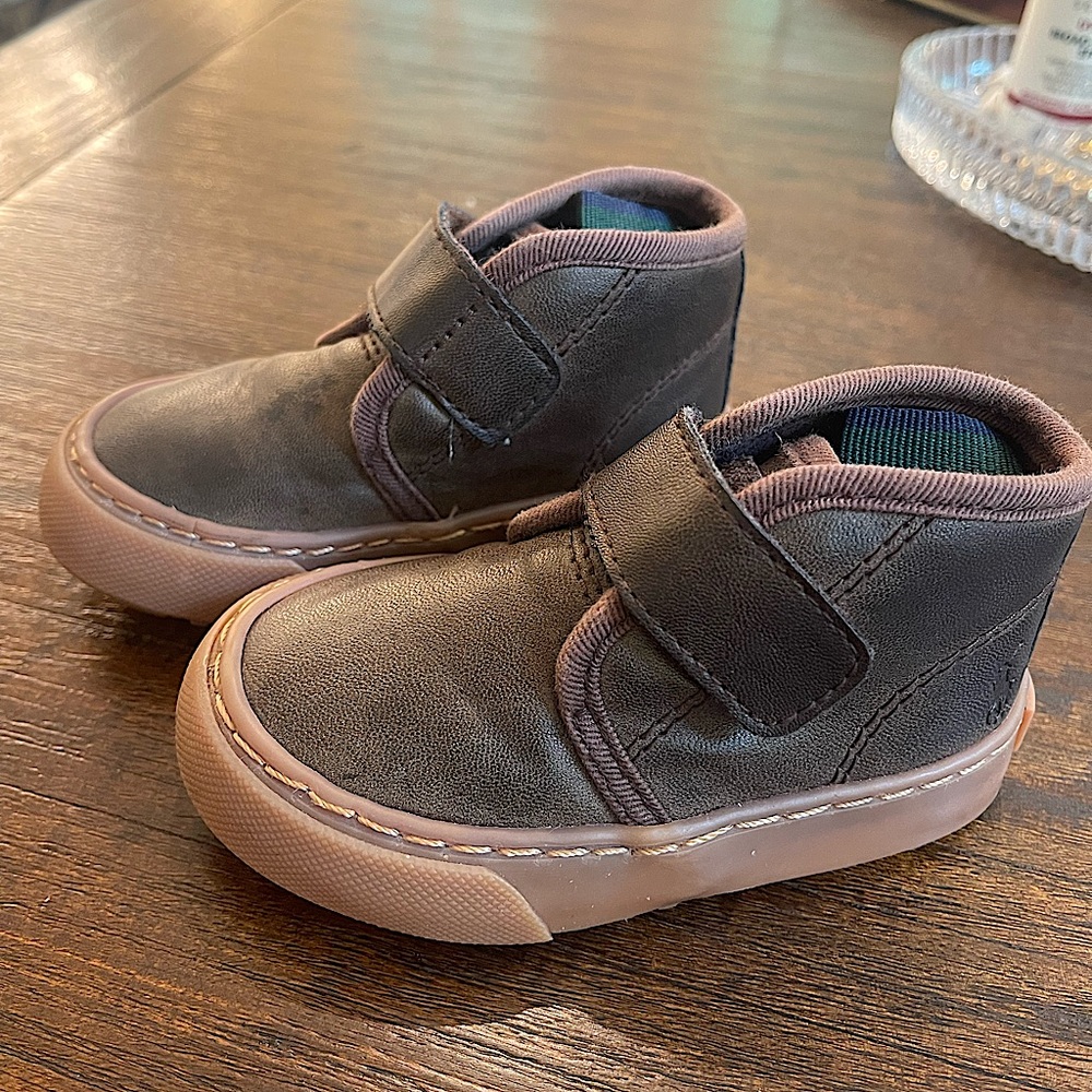 Brand: Polo, Color: brown, Size: 4 (baby boy)